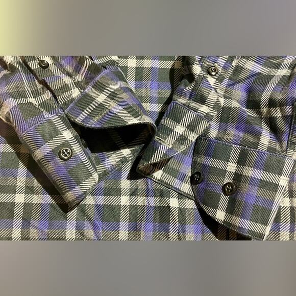 St. Croix Dark Check Plaid Casual Long Sleeve Button Down Shirt - Men’s Size L - Picture 9 of 10